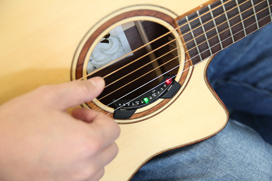 クリップチューナー | アクセサリー | MORRIS GUITARS モーリスギター