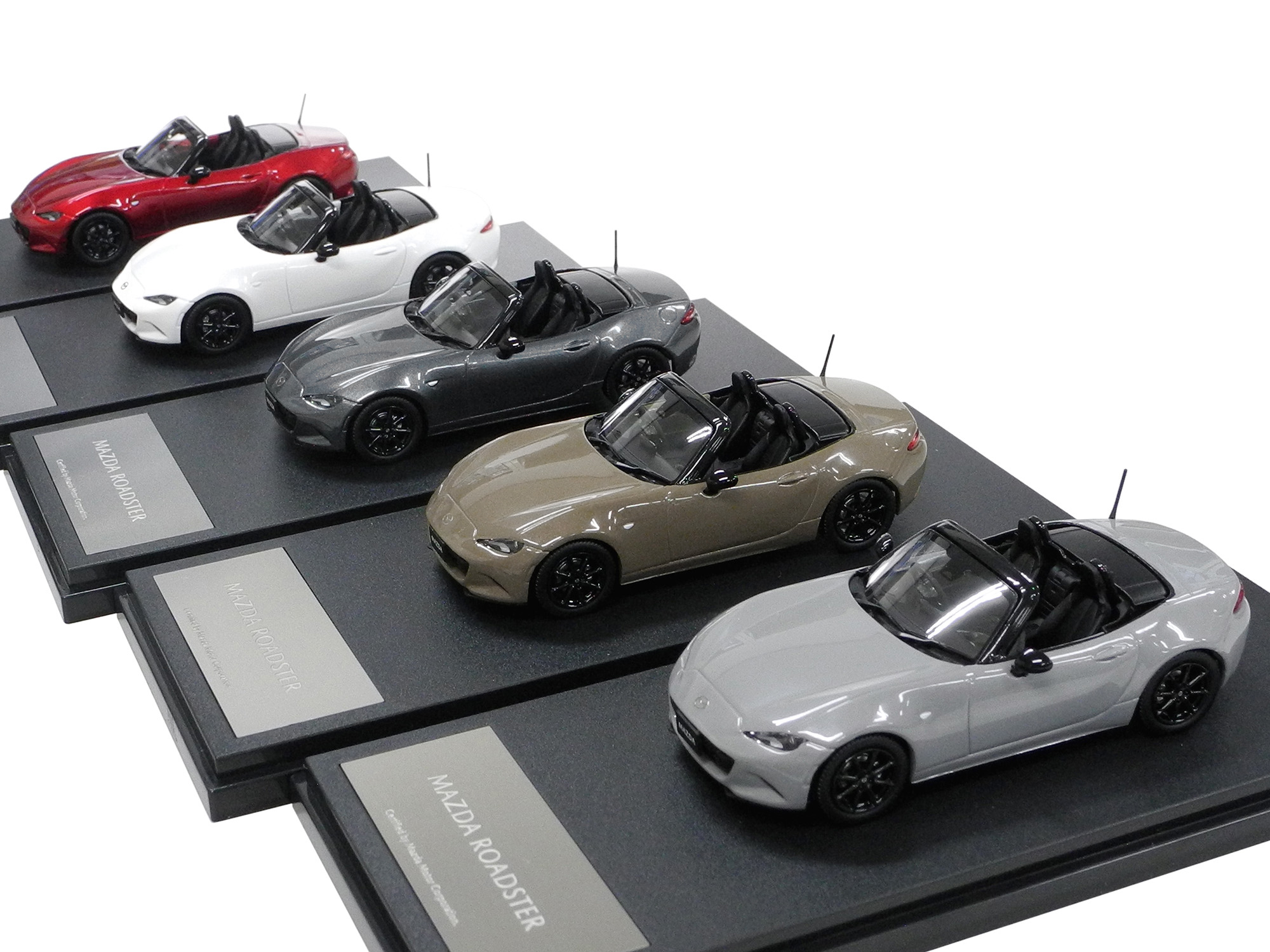 Mazda Roadster ミニチュアモデル ROADSTER S Leather Package（2024