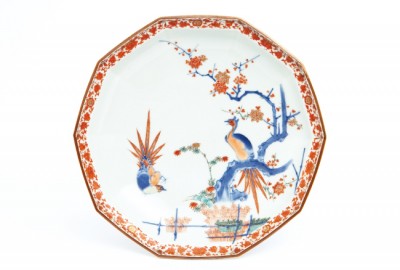 古伊万里、柿右衛門様式、特大女人蓋物、唐獅子、草加紋。 特製、桐箱。 古