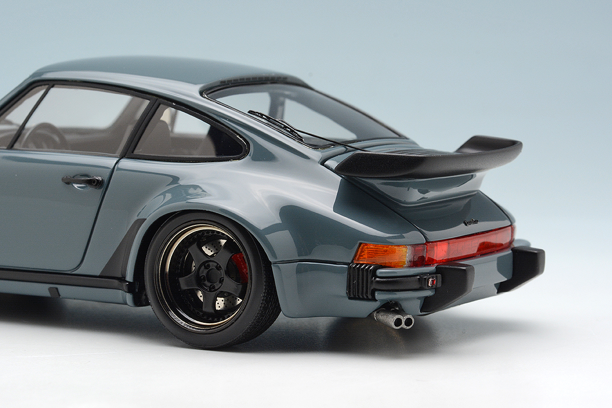 昭和レトロ】ポルシェ930ターボ 1／18スケール 昭和レトロ】ポルシェ