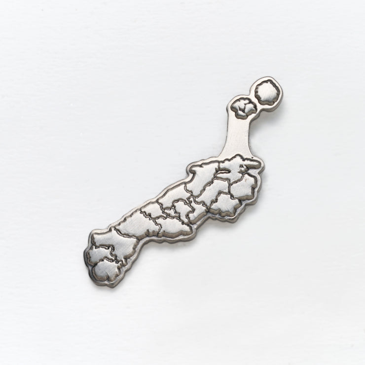 47都道府県ピンバッジ/32島根県 ゴールド/シルバー｜地図グッズ｜Map