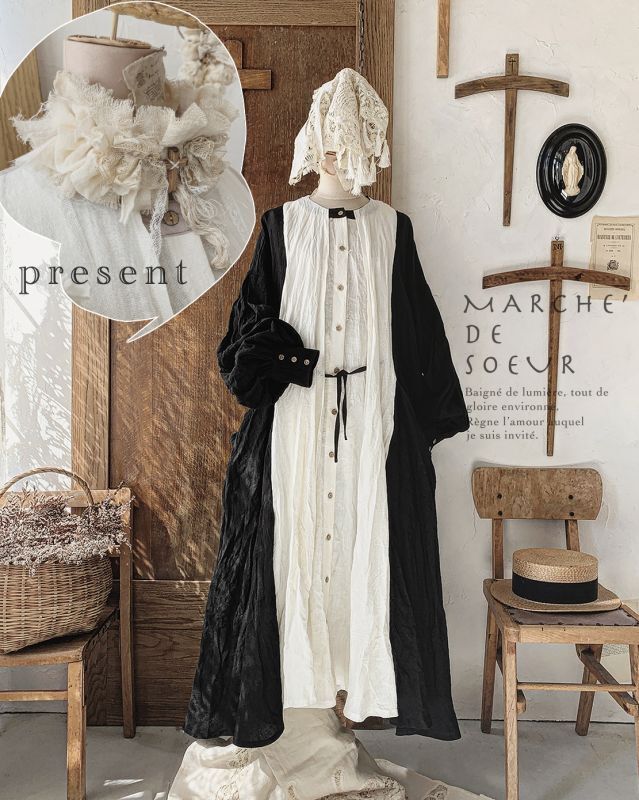 アンティーク ポワンドヴェニス カーネーション＆フラワープチドイリー