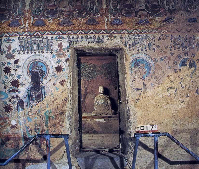 中国唐時代敦煌莫高窟壁画 彩絵人物像 発掘品 AK1829A8-4