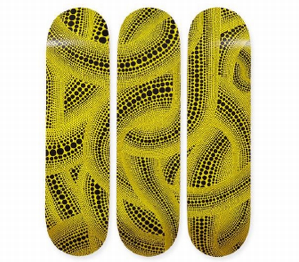 MoMA、草間彌生の前衛的な“水玉”などをデザインした「コラボスケート