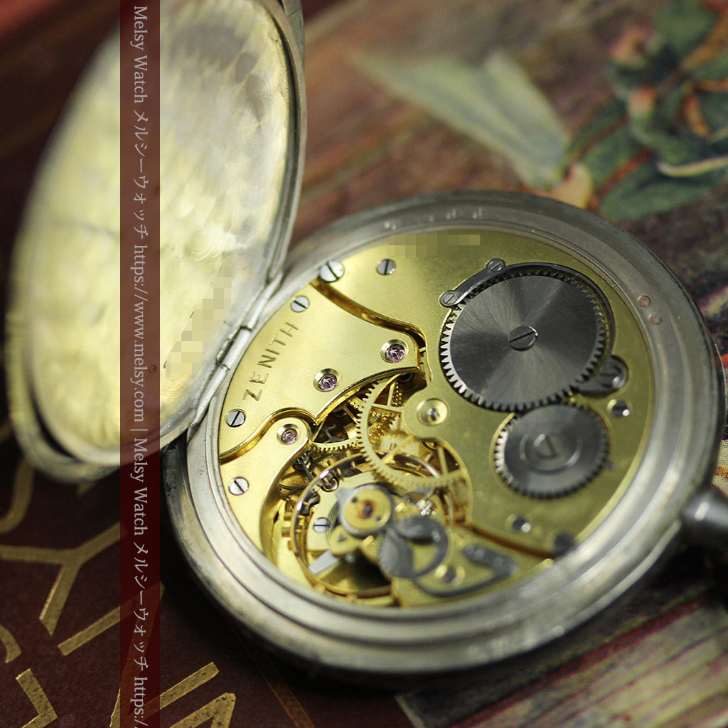 ゼニスの美しい黒金装飾の銀無垢アンティーク懐中時計 【1919年頃】