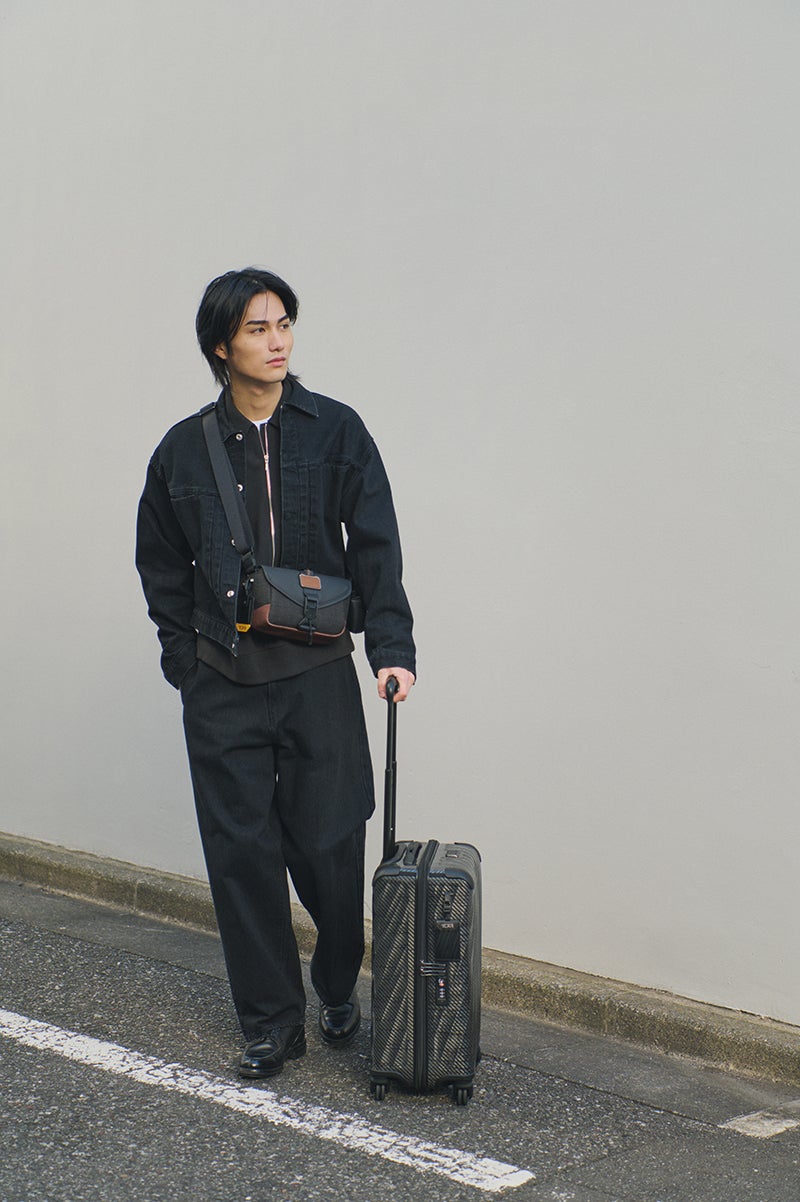 タフなのに驚きの軽さ！ TUMI〈トゥミ〉の新キャリーケースを春の旅の