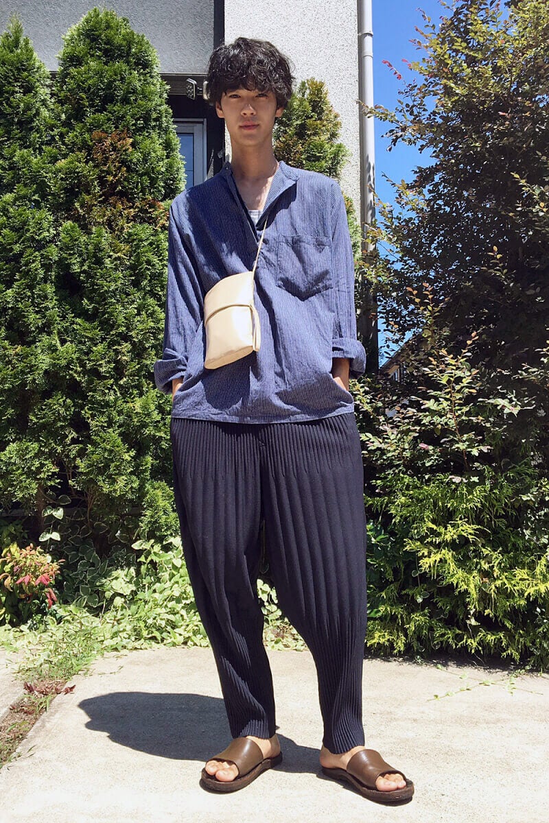 イッセイミヤケプリーツパンツ