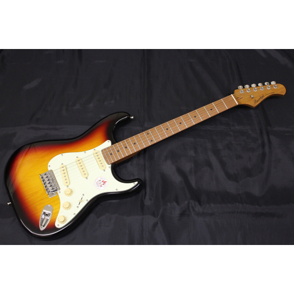 バッカス ストラトローステッドメイプル指板3TS BST-1-RSM/M バッカス