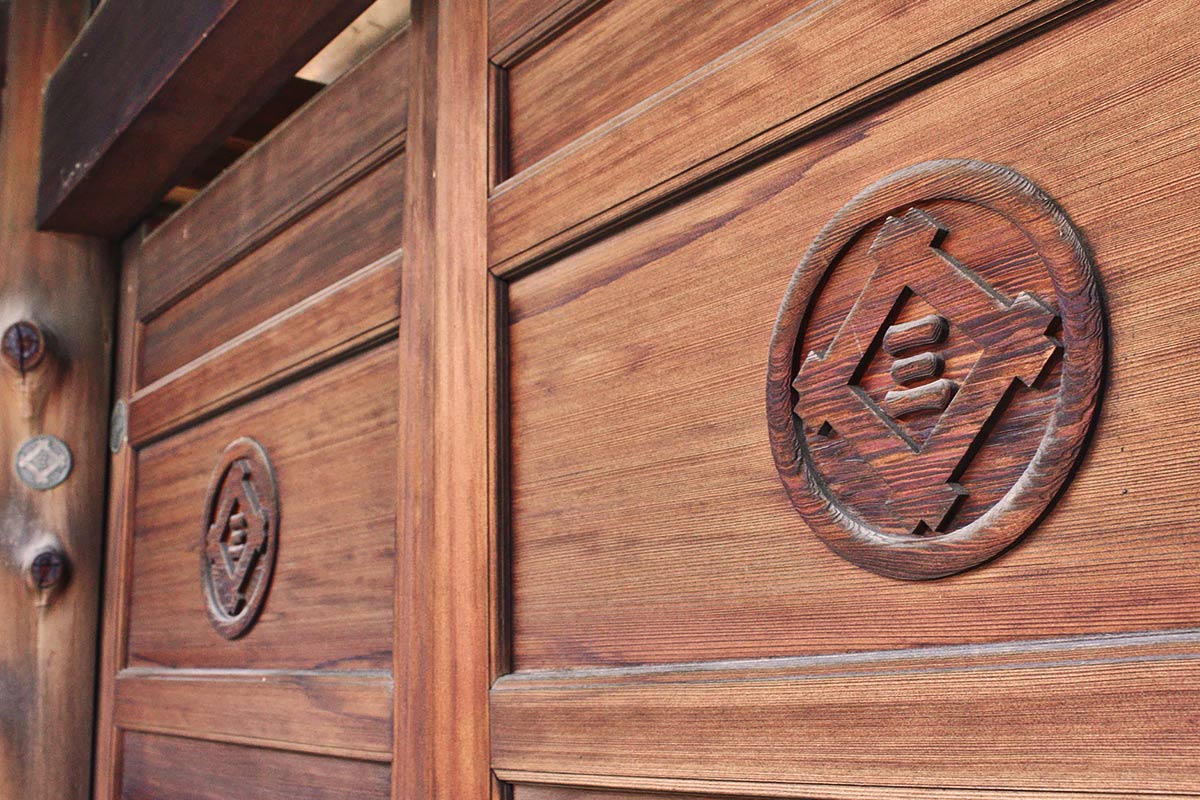 ♢丸に井桁に三♢超希少♢三井グループ♢社章 ⭐️商売の祖 三井越後屋