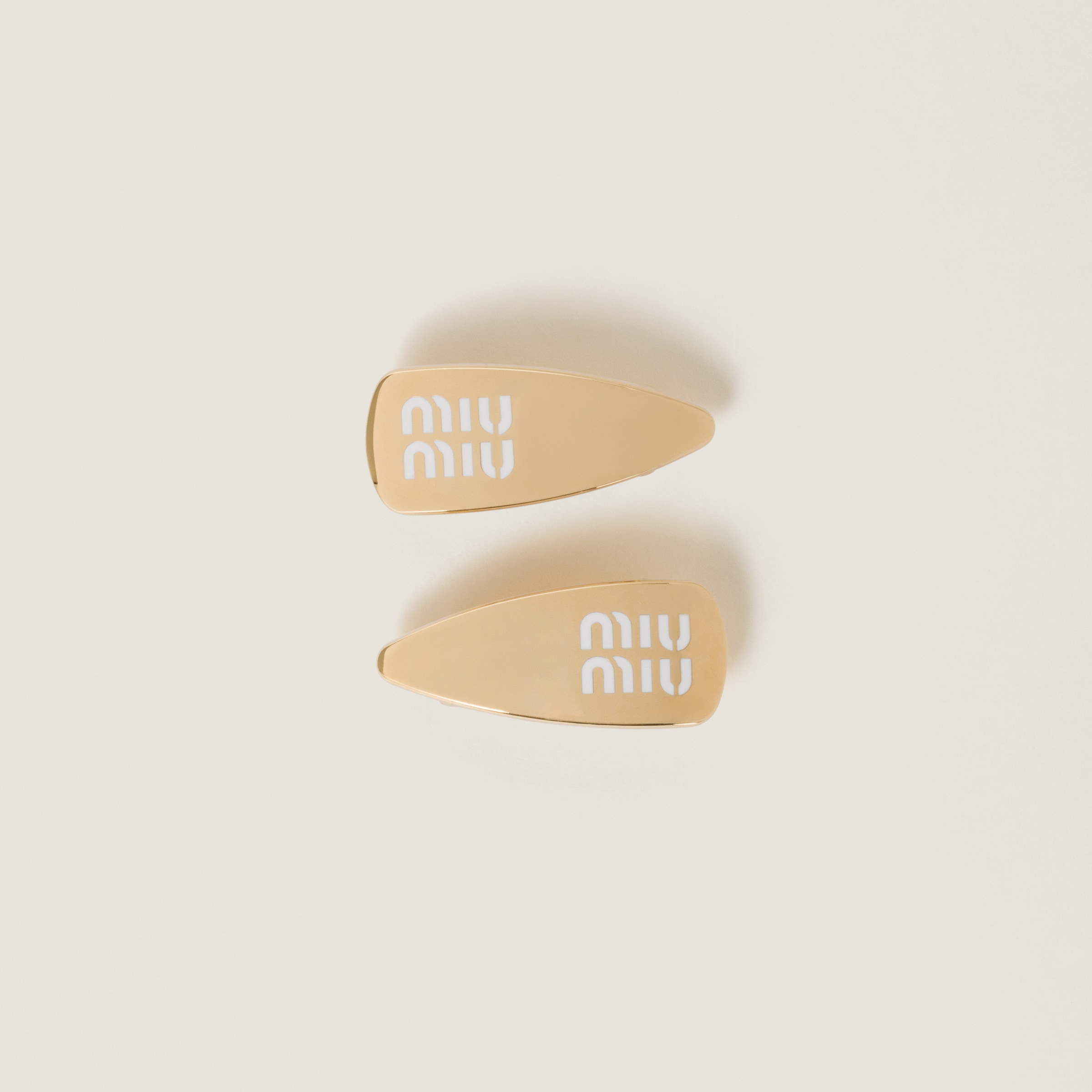 ブラック パテントレザー ヘアクリップ | Miu Miu