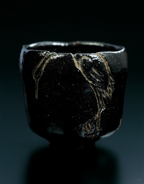 乾山立鶴図黒茶碗 - MIHO MUSEUM