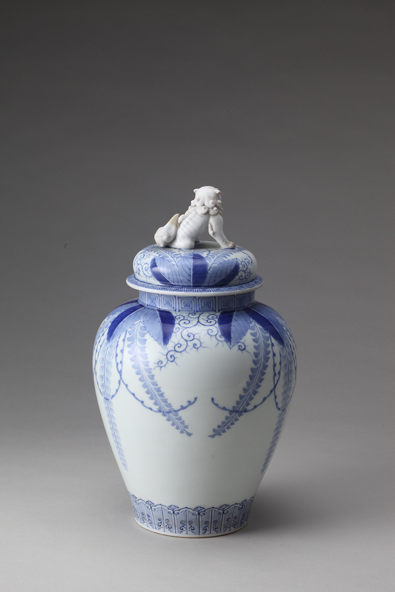 中国陶磁器 明宣徳 花鳥扁壺 中国陶磁器 明宣徳 花鳥扁壺 中国陶磁器