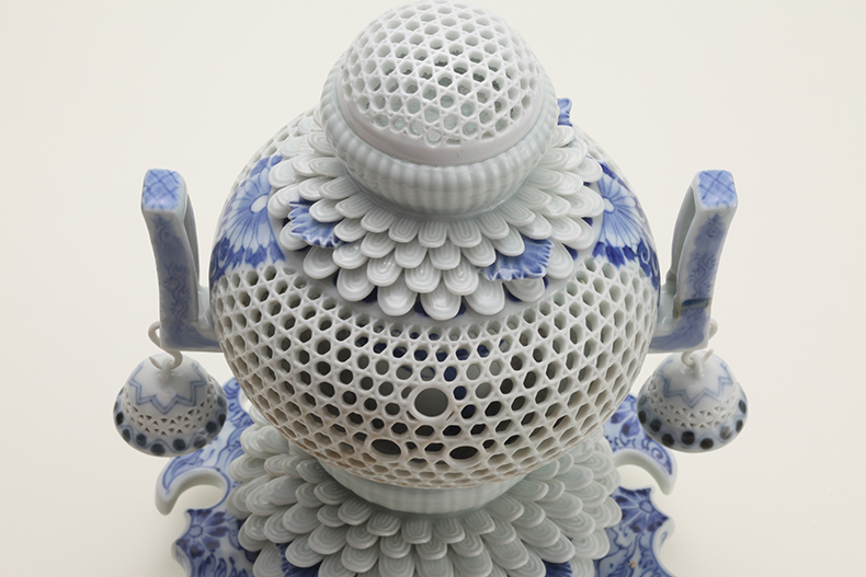 染付透彫香炉 ｜ みかわち焼 三川内焼- 総合サイト