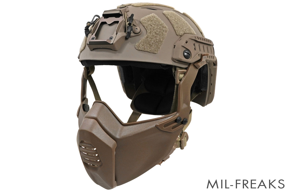 TMC Ops-Coreタイプ FAST SF ヘルメット + Ops-Coreタイプ MANDIBLE