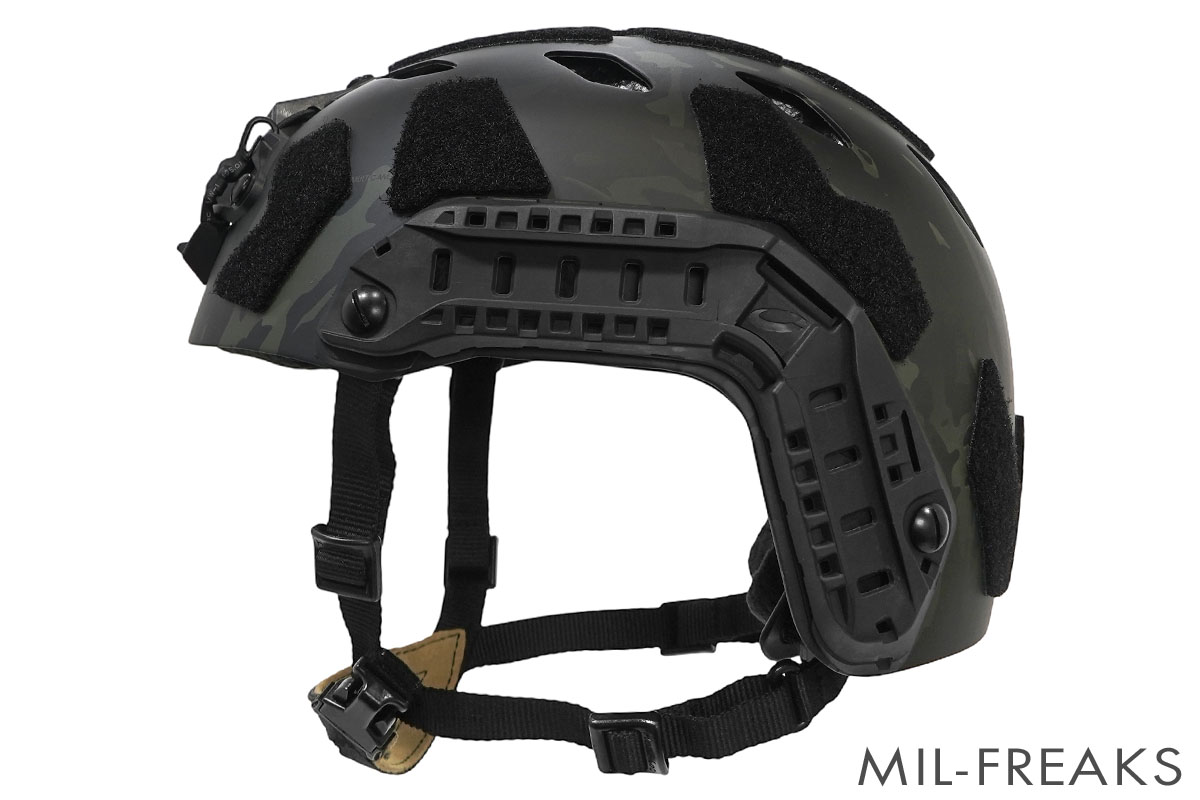 FMA Ops-Coreタイプ FAST SF カーボンファイバー製ヘルメット