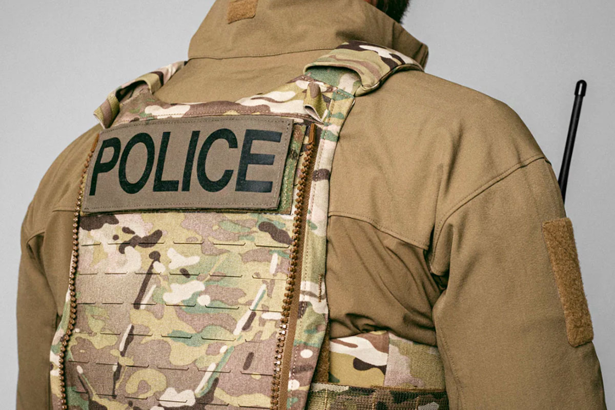 FERRO CONCEPTS FCPC リア ID ベルクロパネル カラー: マルチカム