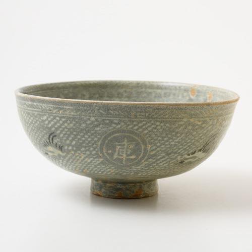 李朝前期 粉青沙器 刷毛目三島茶碗 時代箱(李朝)｜ 李朝 三島渦 皿