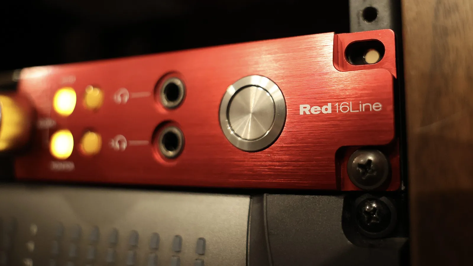 Focusrite RED – Media Integration, Inc.