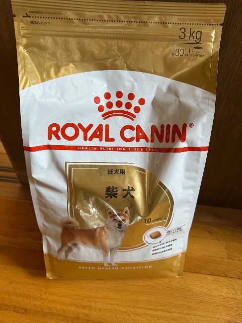 柴犬】 ロイヤルカナン 成犬 8キロ ロイヤルカナン 柴犬 成犬～高齢犬用8