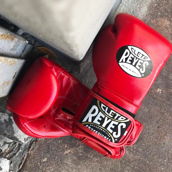 MSM Fight Shop | Cleto Reyes Training Velcro Boxing Gloves - Red