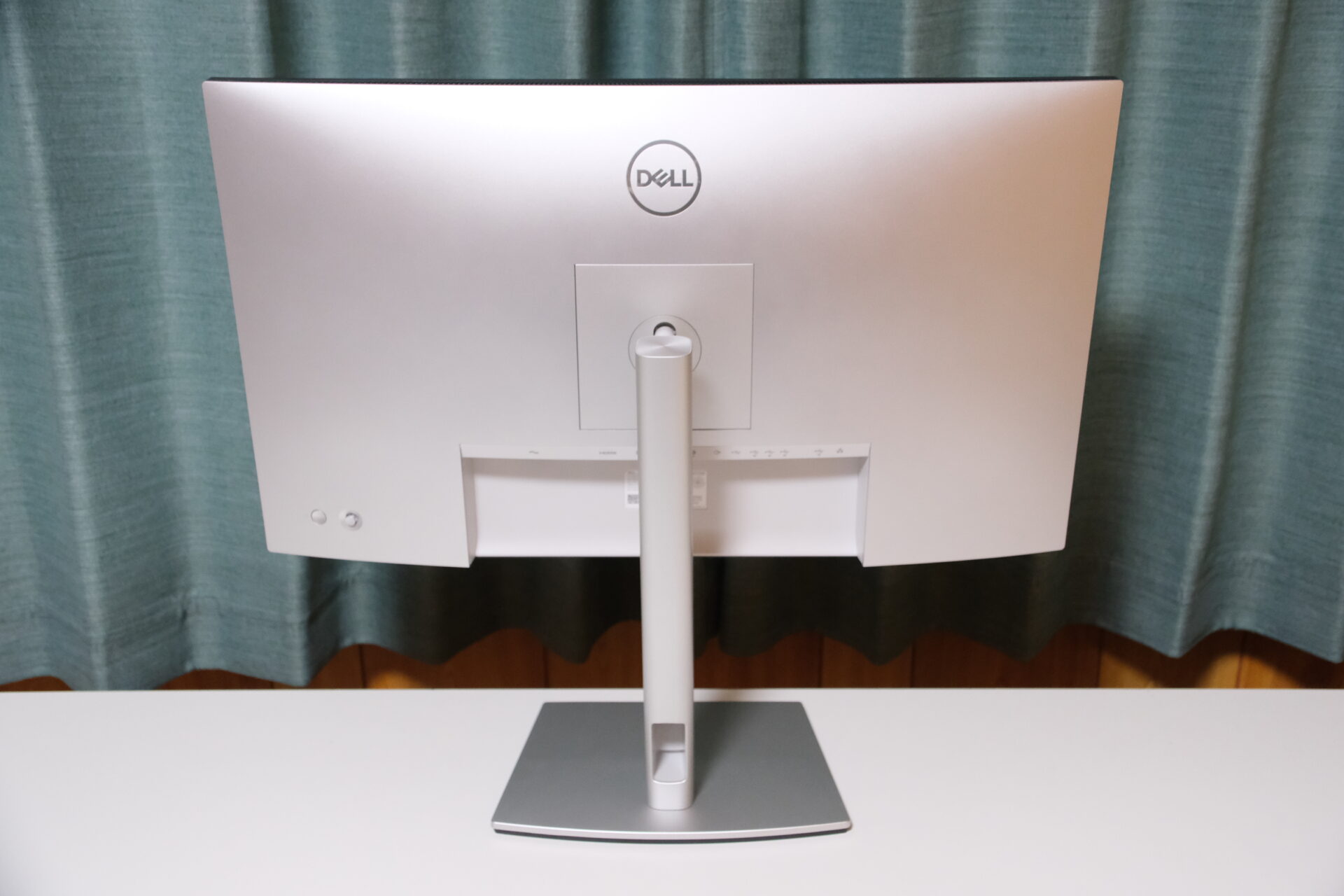 Dell U2723QX 徹底レビュー！ | 無糖のデスク