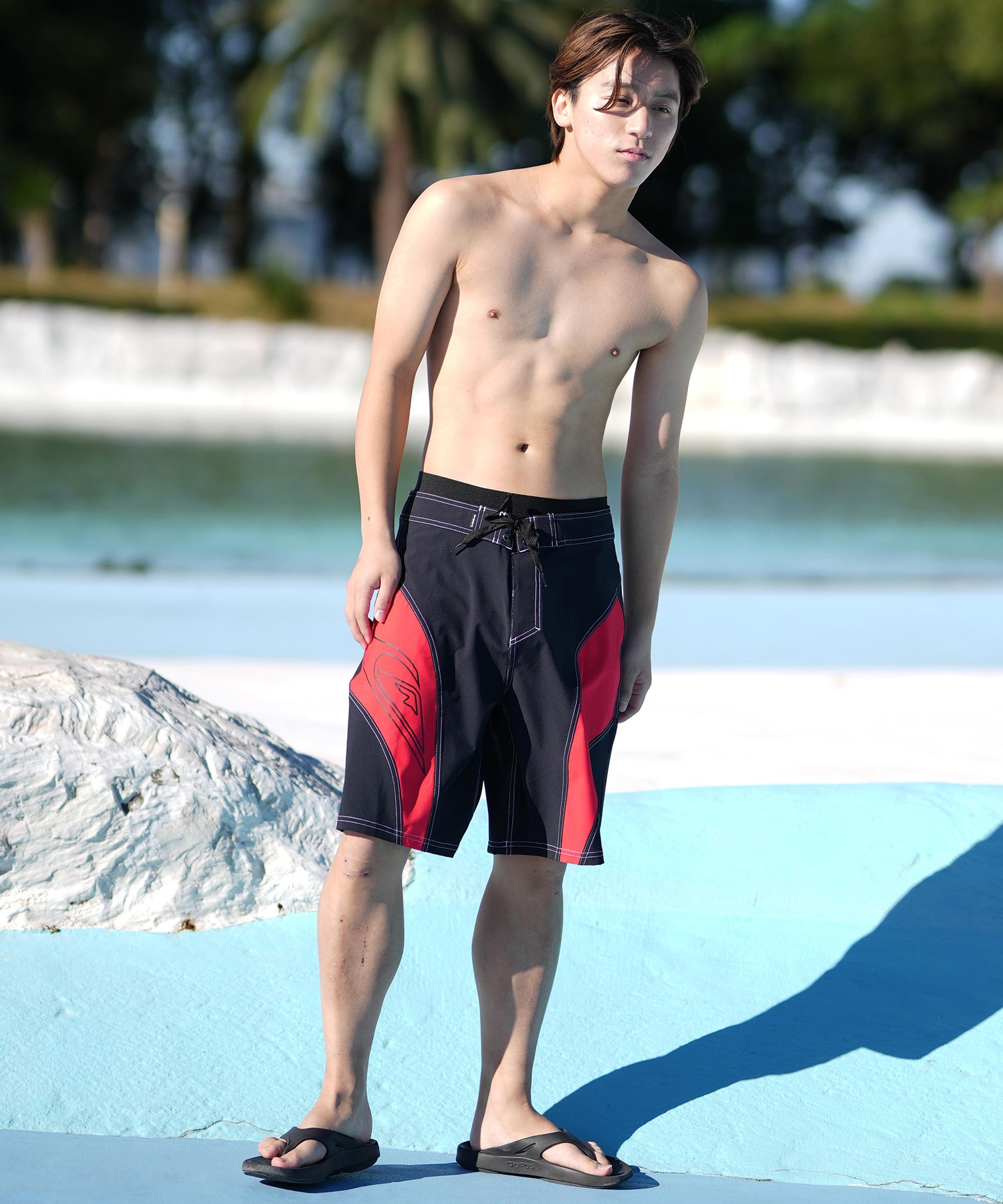 Quiksilver クイックシルバー ボードショーツレッド チェック柄水着