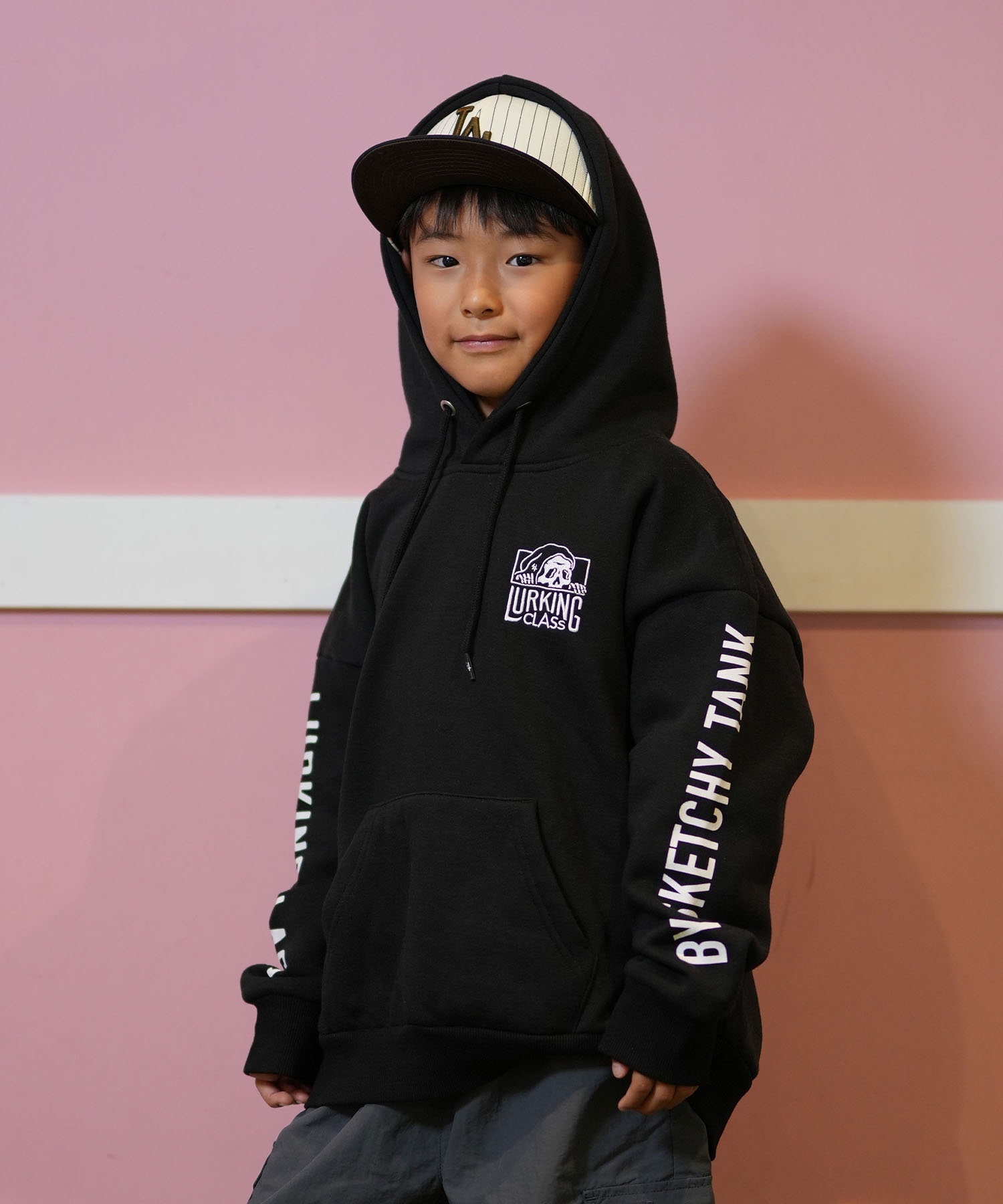 LURKING CLASS ラーキングクラス パーカー キッズ プルオーバー バック