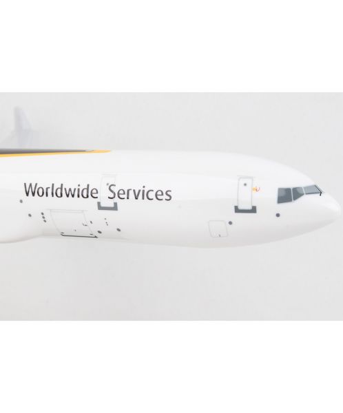 FedEx McDonnell Douglas MD-11F Skymarks 1:200 Model