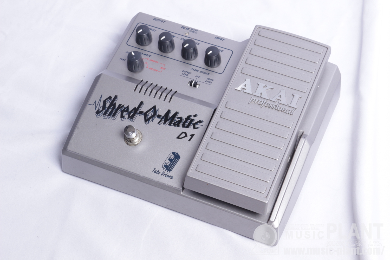 AKAI Shred-O-Matic(真空管オーバードライブ) AKAI Shred-O-Matic