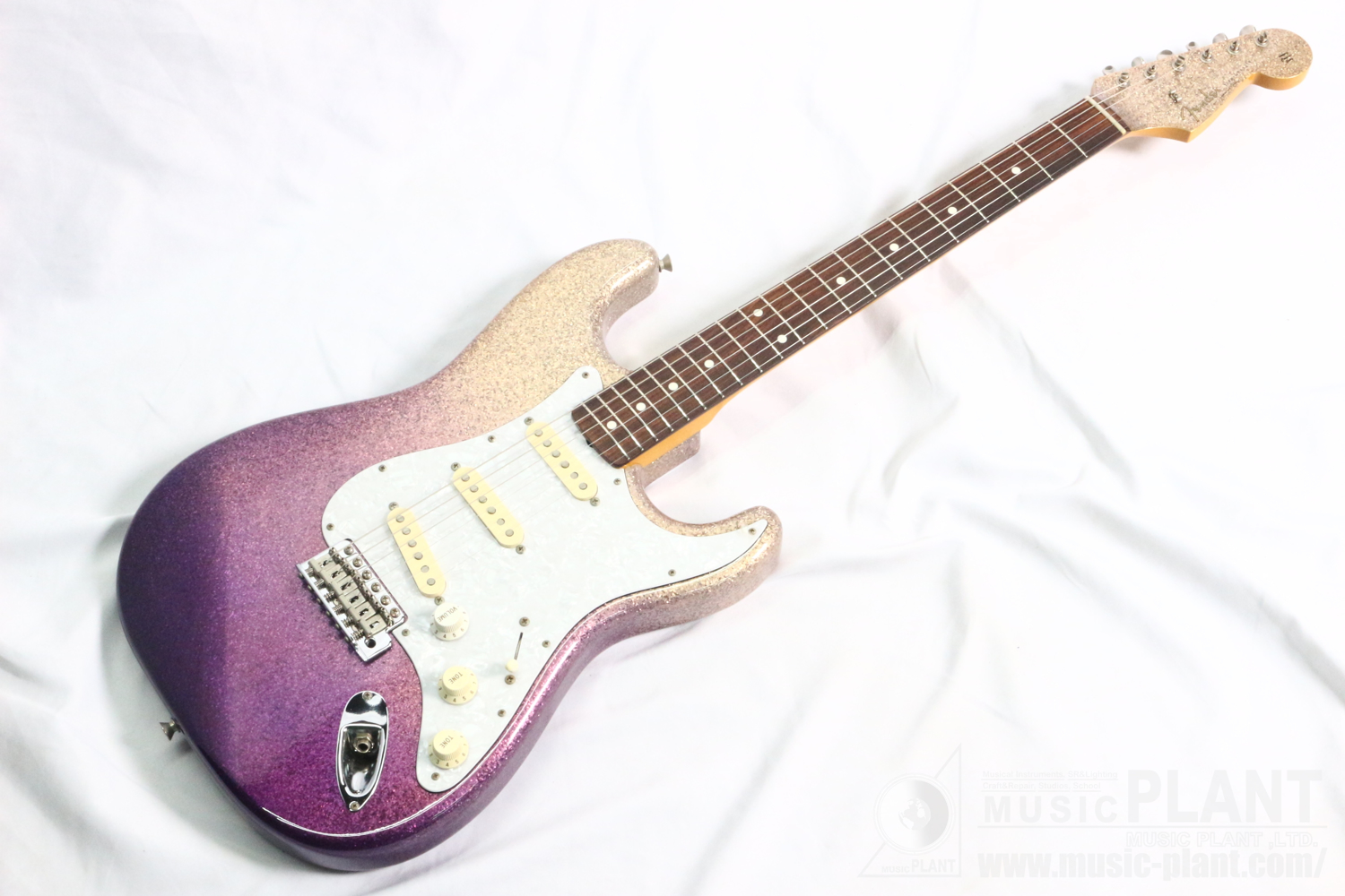 最終値下げ」Fender Japan ストラトキャスター 最終値下げ」Fender
