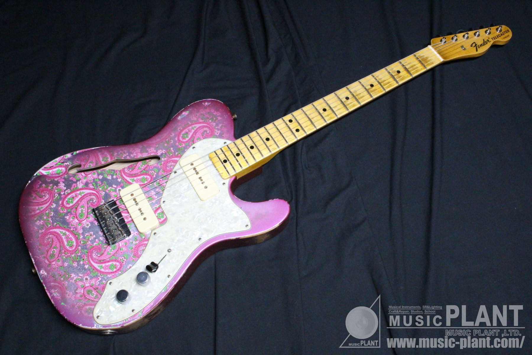 アイコニックなペイズリー柄を纏った『Limited Paisley Collection』9