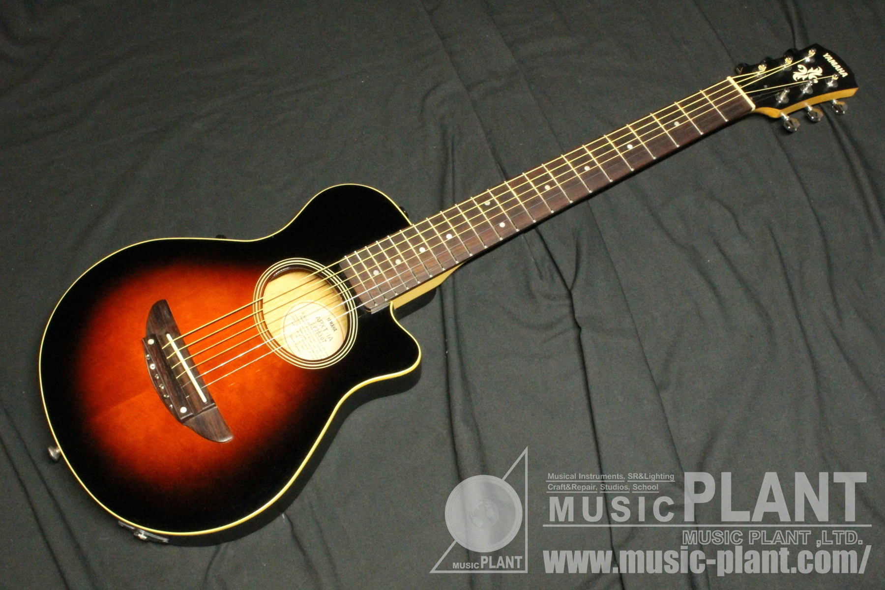 YAMAHA APXT-INA アコギ ミニギター YAMAHA APXT-INA アコギ ミニ