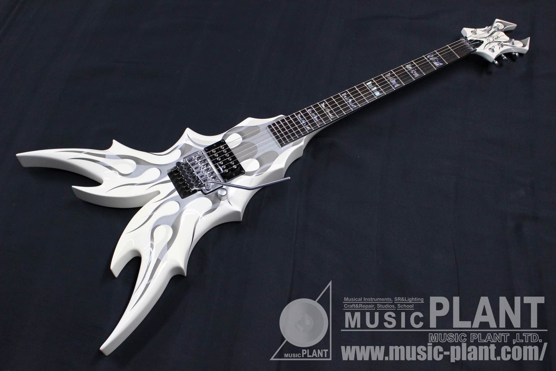 B.C.Rich Dracoシリーズ エレキギターDraco Ghost Flame Limited
