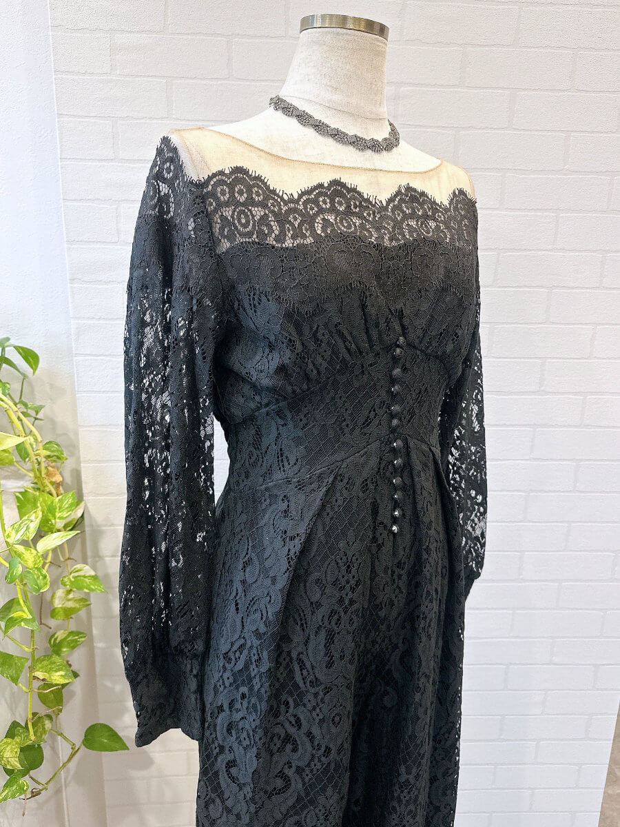 my closet / OFF SHOULDER LACE LIKE ROMPERS SBK