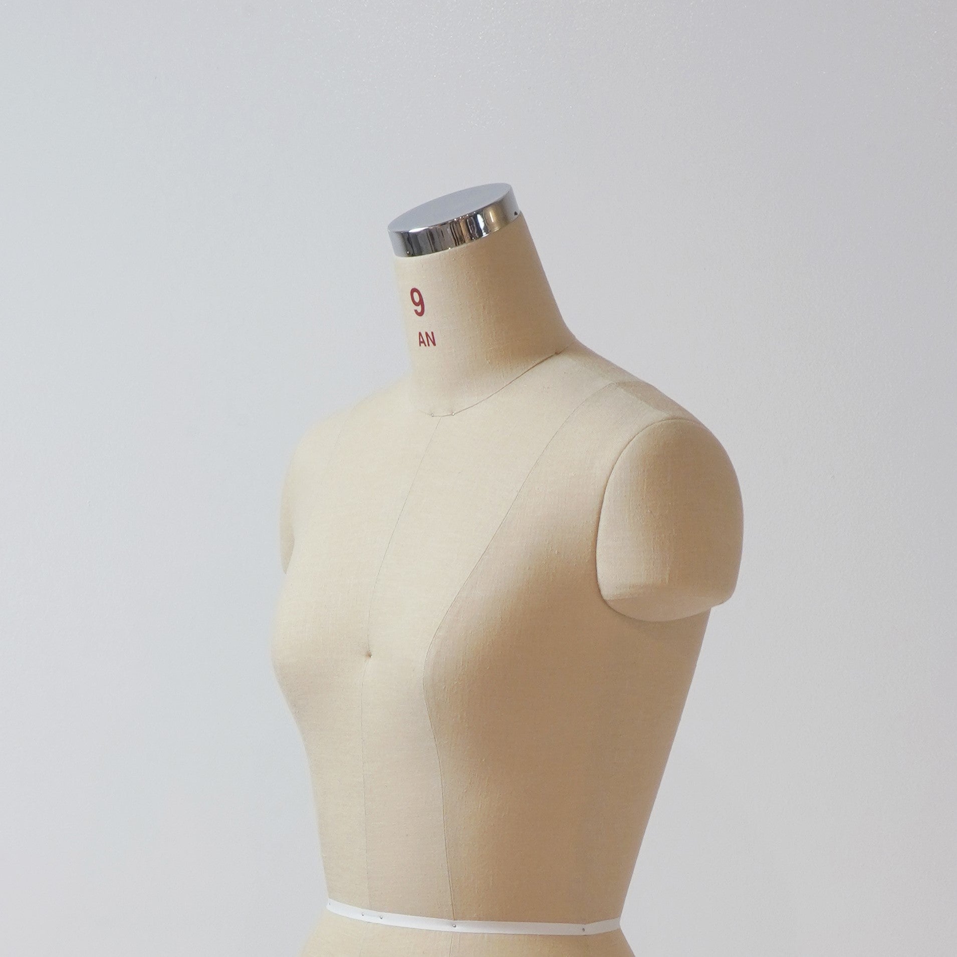 七彩 NANASAI 裁断用 ナチュラルヌードボディ 9号 MT-20 マネキン