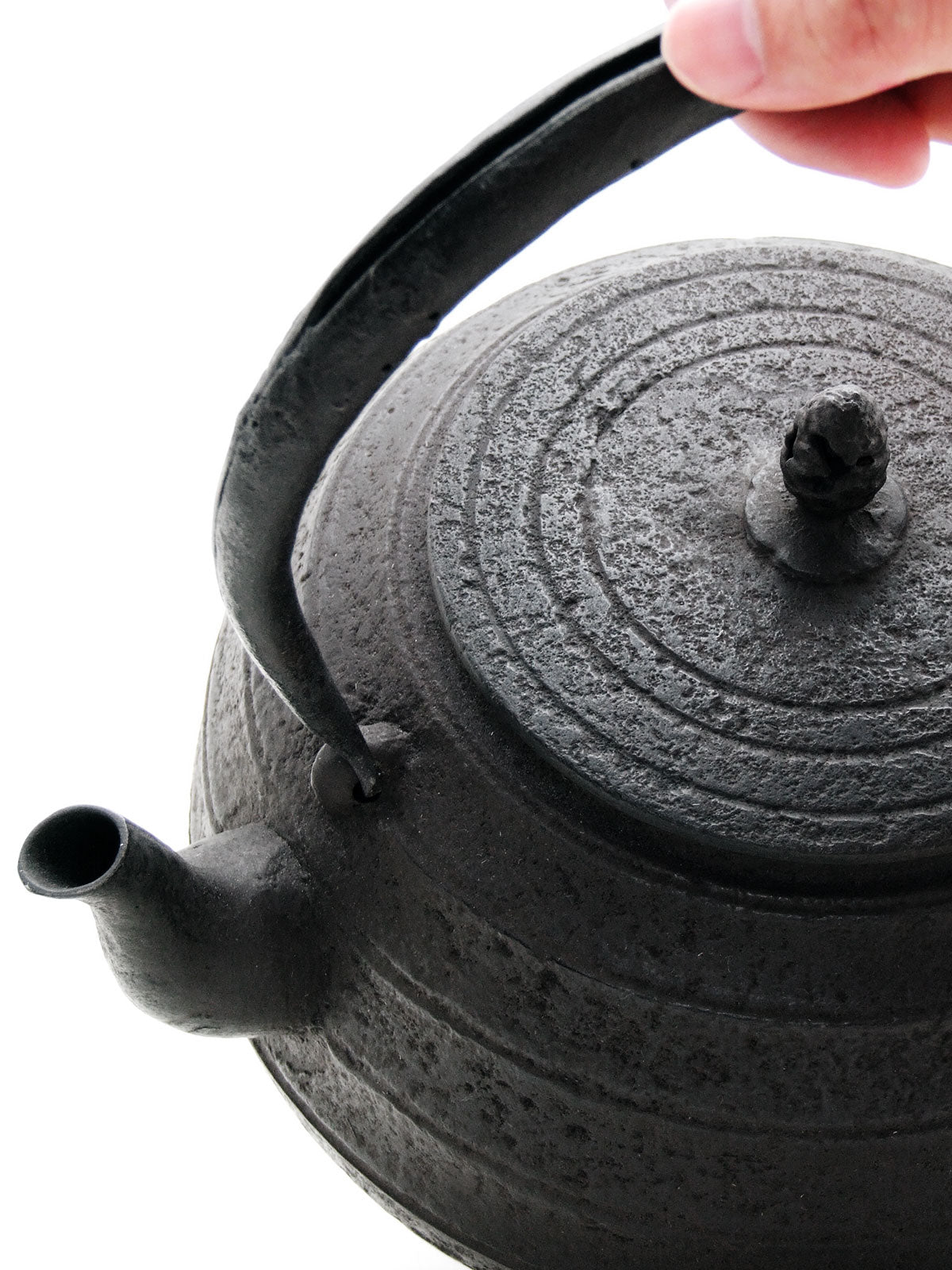 鉄瓶の蓋は小さいサイズ5cm 銅を摘む 鉄瓶の蓋は小さいサイズ