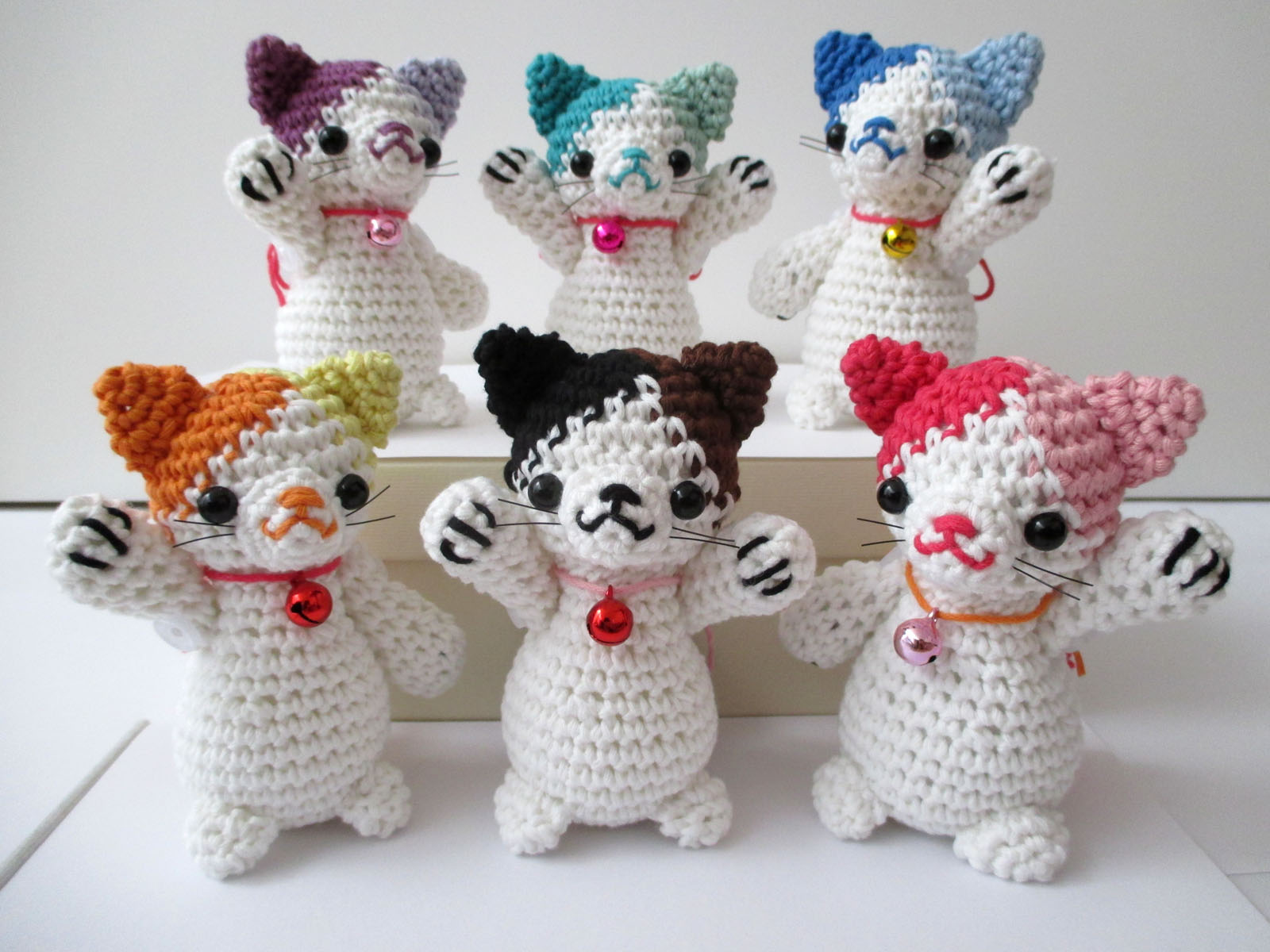 招き猫のあみぐるみ | 虹色工房～かぎ編みとあみぐるみ～