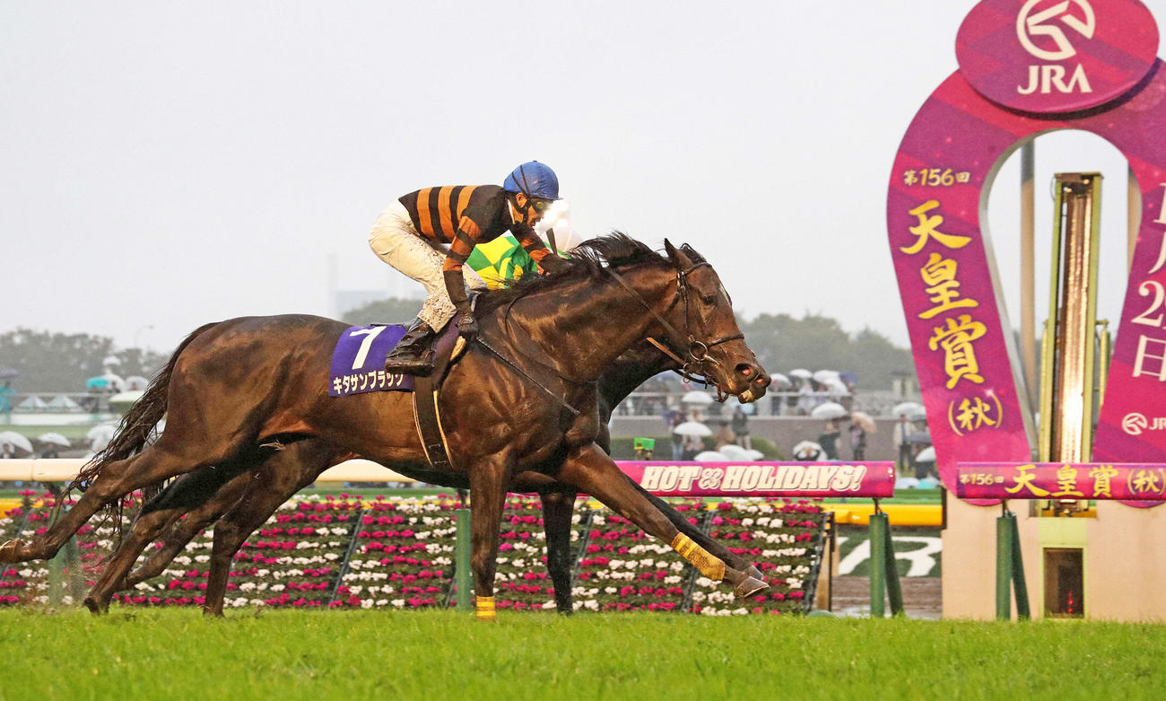 G1復刻】キタサンブラック春秋連覇！出遅れも悲鳴を歓声に変えた武豊の