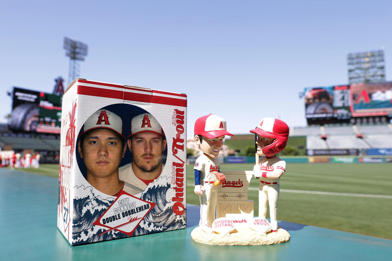 大谷翔平＆マイク・トラウト ダブルボブルヘッド 【公式通販】
