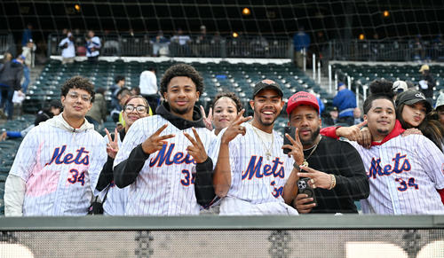 漢字で「千賀滉大」レプリカジャージー・デー先着1万5000人に配布