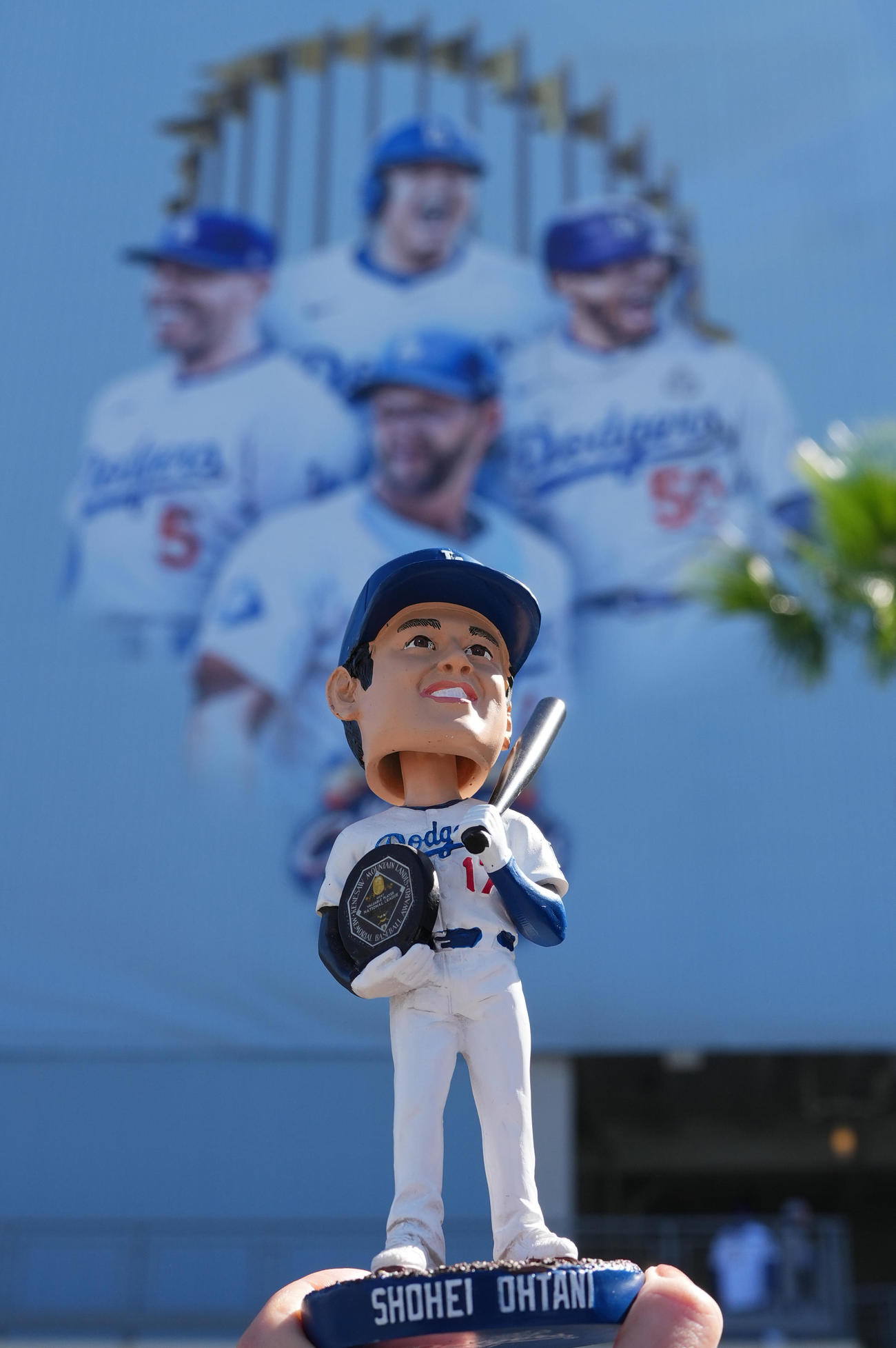 非売品】コビー ブライアントボブルヘッド 8/8ドジャースタジアム配布