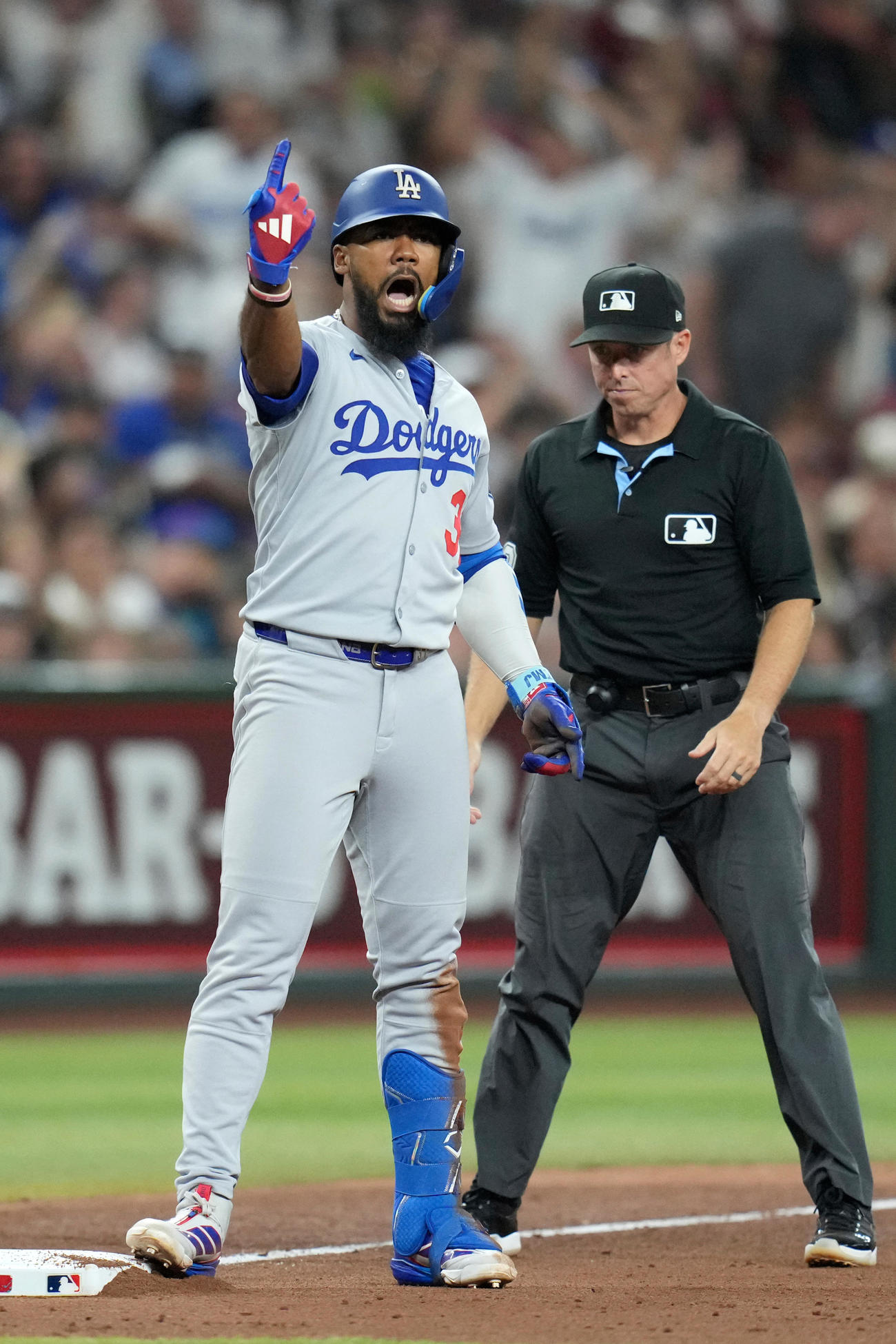 ドジャース2年目テオスカー・ヘルナンデス「これが再契約した理由だ