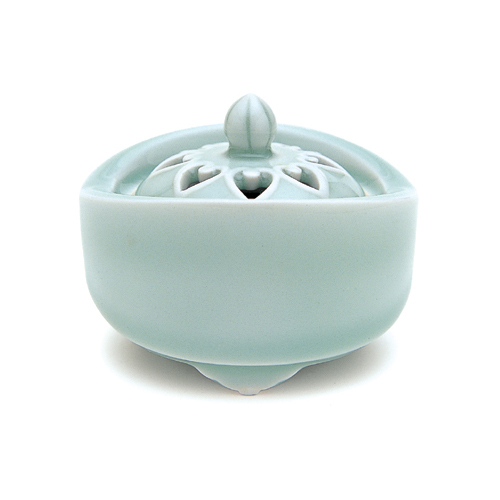 青磁 花透し 有田焼 | 楚々 | 香り・フレグランスの日本香堂