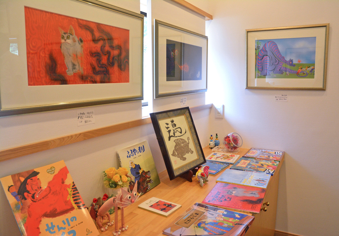 画家で絵本作家 5月死去 清水さんしのび「お話会」 宗像の「ゑほんの蔵