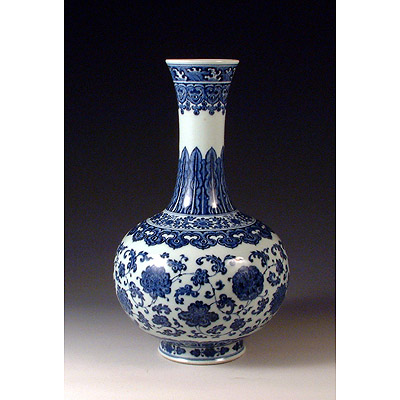 □大成古美術□青花纏枝花卉紋三管瓢箪瓶 清乾隆年製款 （検） 清代 染