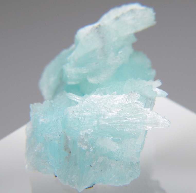 天然ブルーアラゴナイト標本 Natural Blue Aragonite 天然ブルー