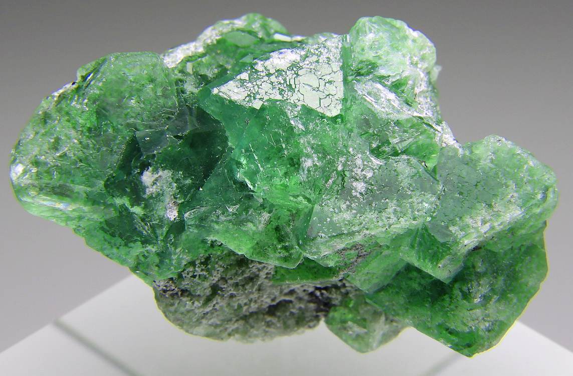 フローライト P124(蛍光) ペルー - 鉱物標本・隕石標本販売のWeb専門店