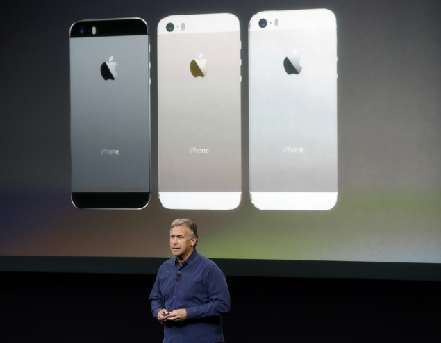 Apple unveils basic iPhone 5C and upgraded iPhone 5S with