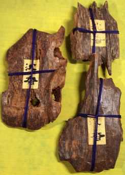 香木買取】伽羅・沈香の高価買取・無料鑑定・査定｜骨董品買取 小川処