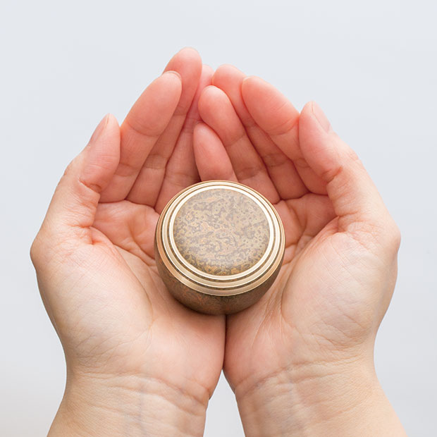 ミニ骨壷 カナタ 純銀色 | ソウルジュエリー 公式ブランドサイト